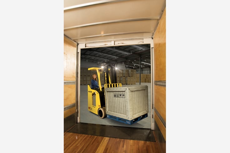 最終価格　Hender Scheme flatty 13a-hyhs-03 3 Wheel Electric Forklifts - Wajax - Hyster