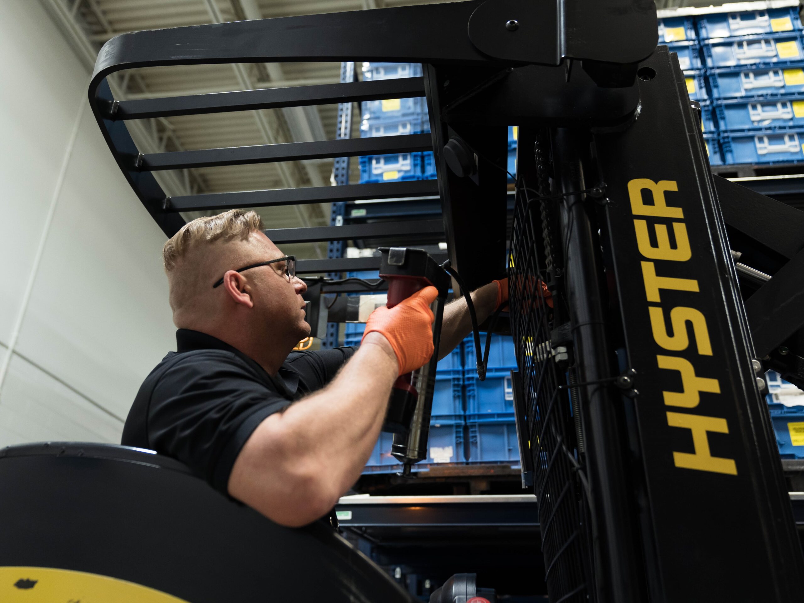 Hyster & Yale Material Handling Equipment Dealer | MH Equipment