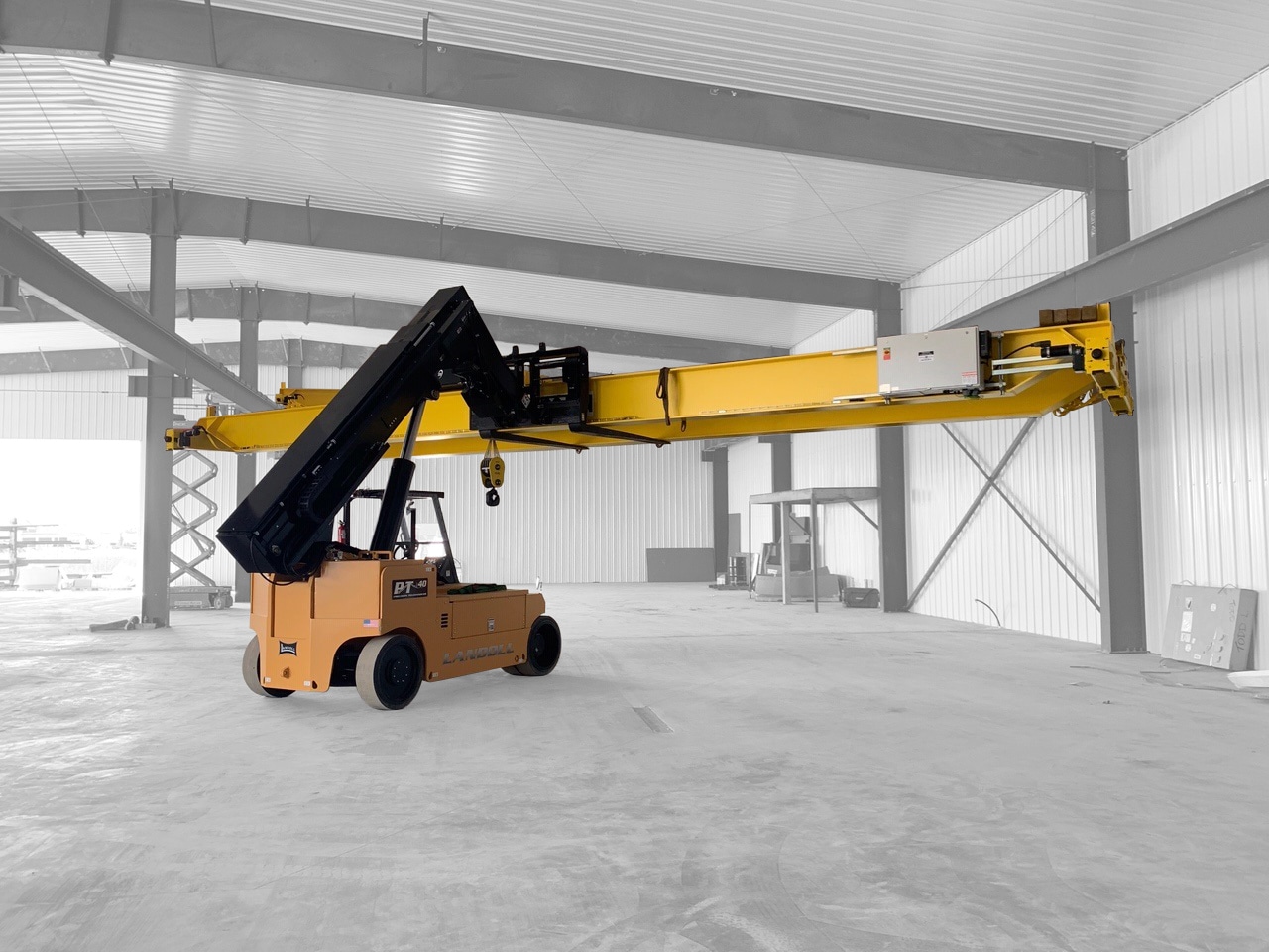 PT40 crane lift (002)