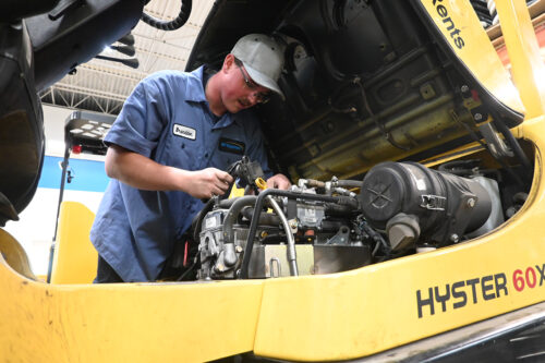 Common Forklift Maintenance Mistakes and How to Avoid Them - Blog Post