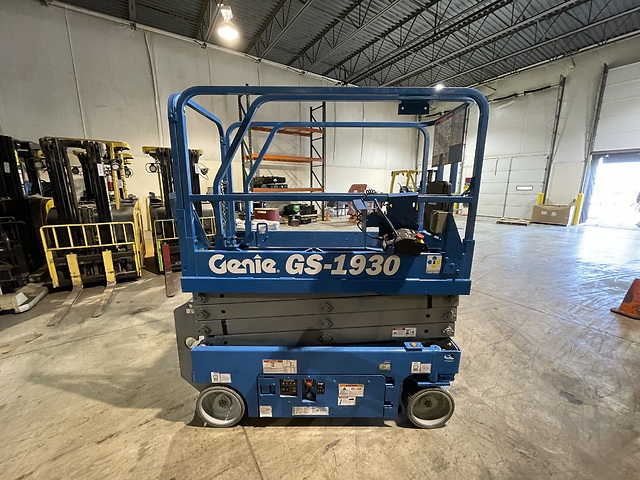 Genie GS-3232 E-Drive - MH Equipment