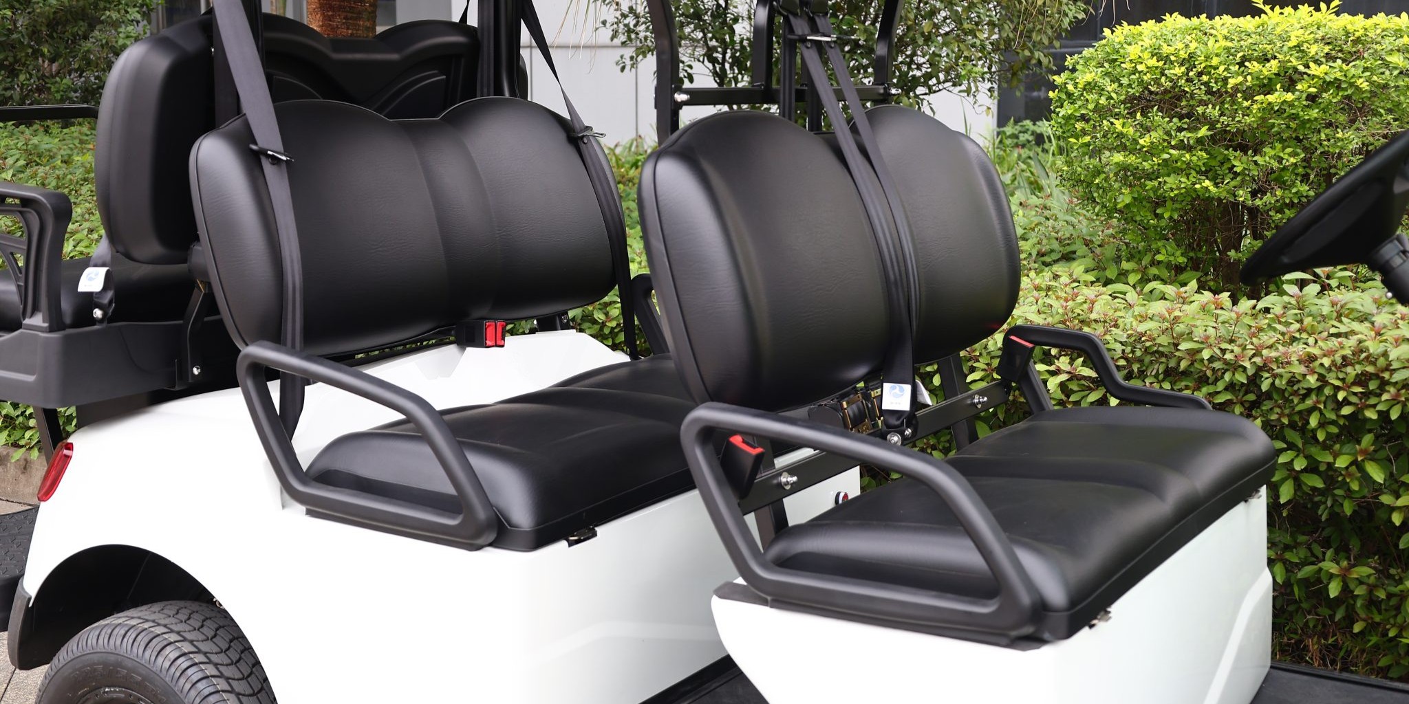 Fusion-4x2-2025-Beauty-Seat-Close-Up-2048x1150